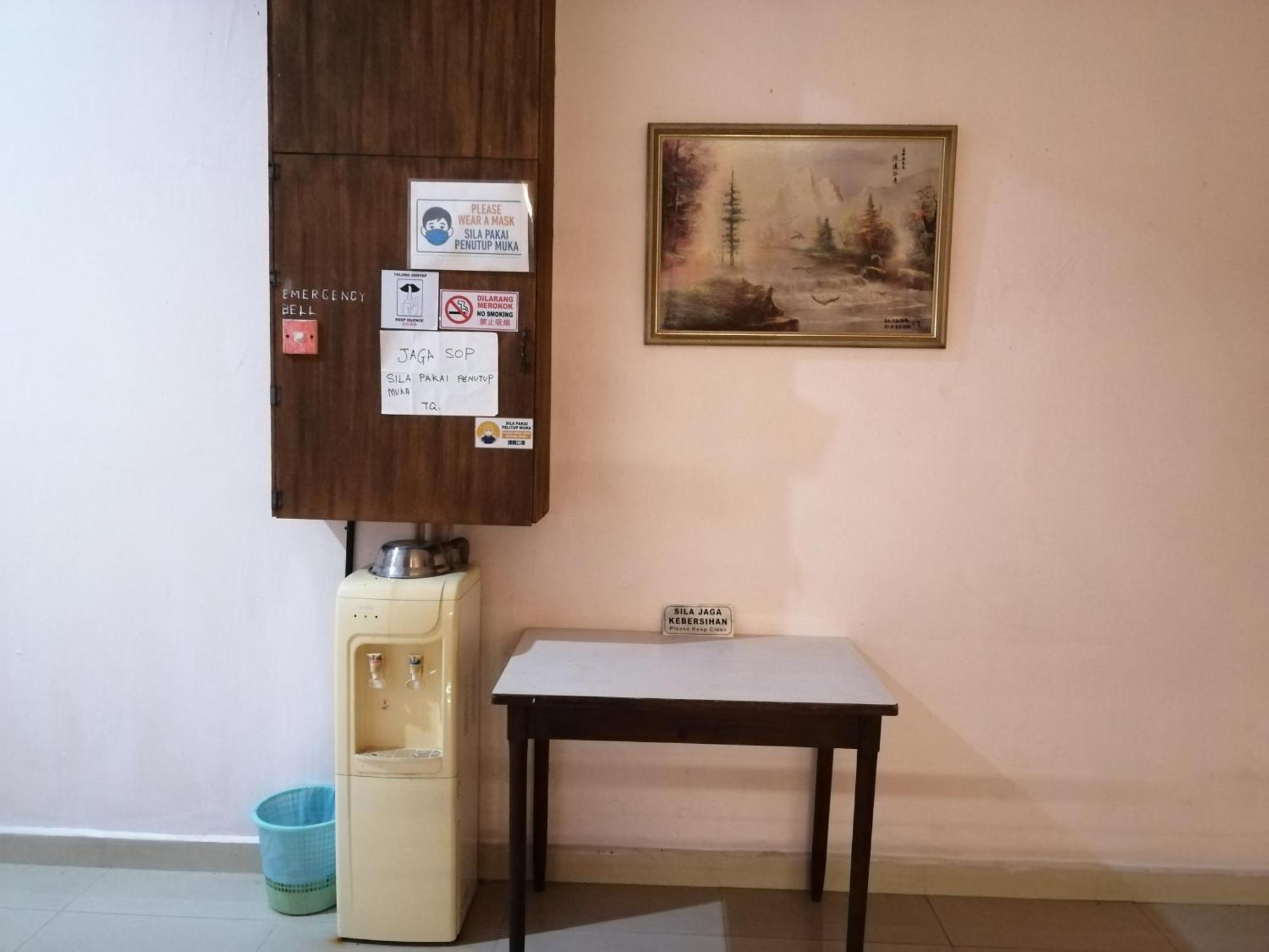 New Budget Inn Hotel Chukai Extérieur photo