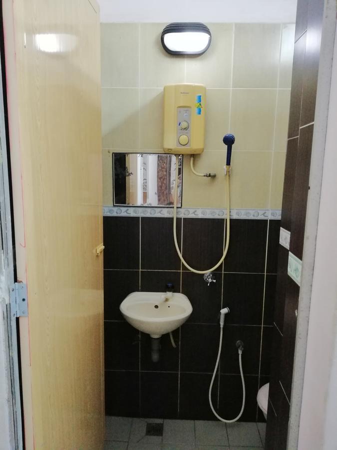 New Budget Inn Hotel Chukai Extérieur photo