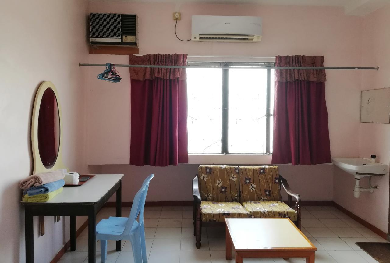 New Budget Inn Hotel Chukai Extérieur photo